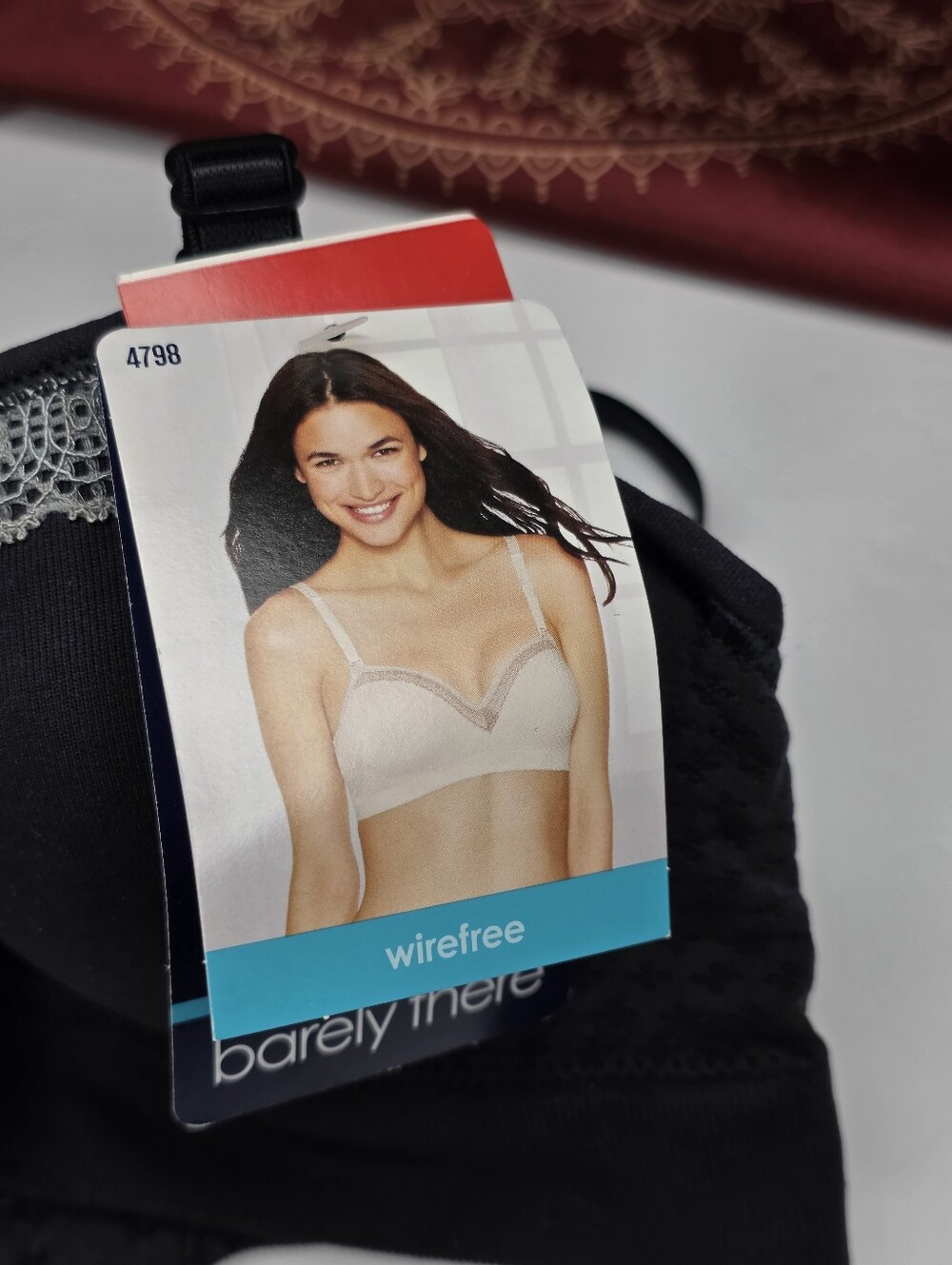 Barely There Wirefree Bra Black Size XS NWT - Picture 3 of 11